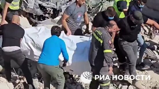 Израильская авиация уничтожила 3-этажный жилой дом