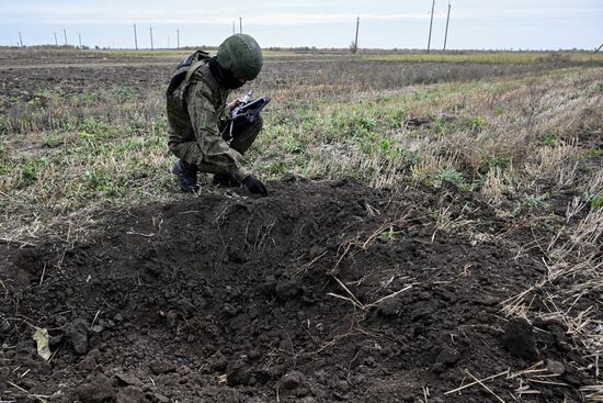 Последствия обстрела населенного пункта Высокое Запорожской области