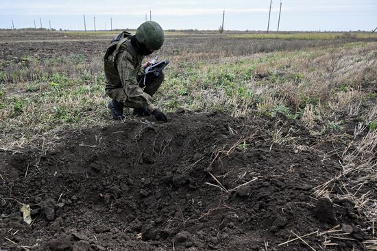 Последствия обстрела населенного пункта Высокое Запорожской области