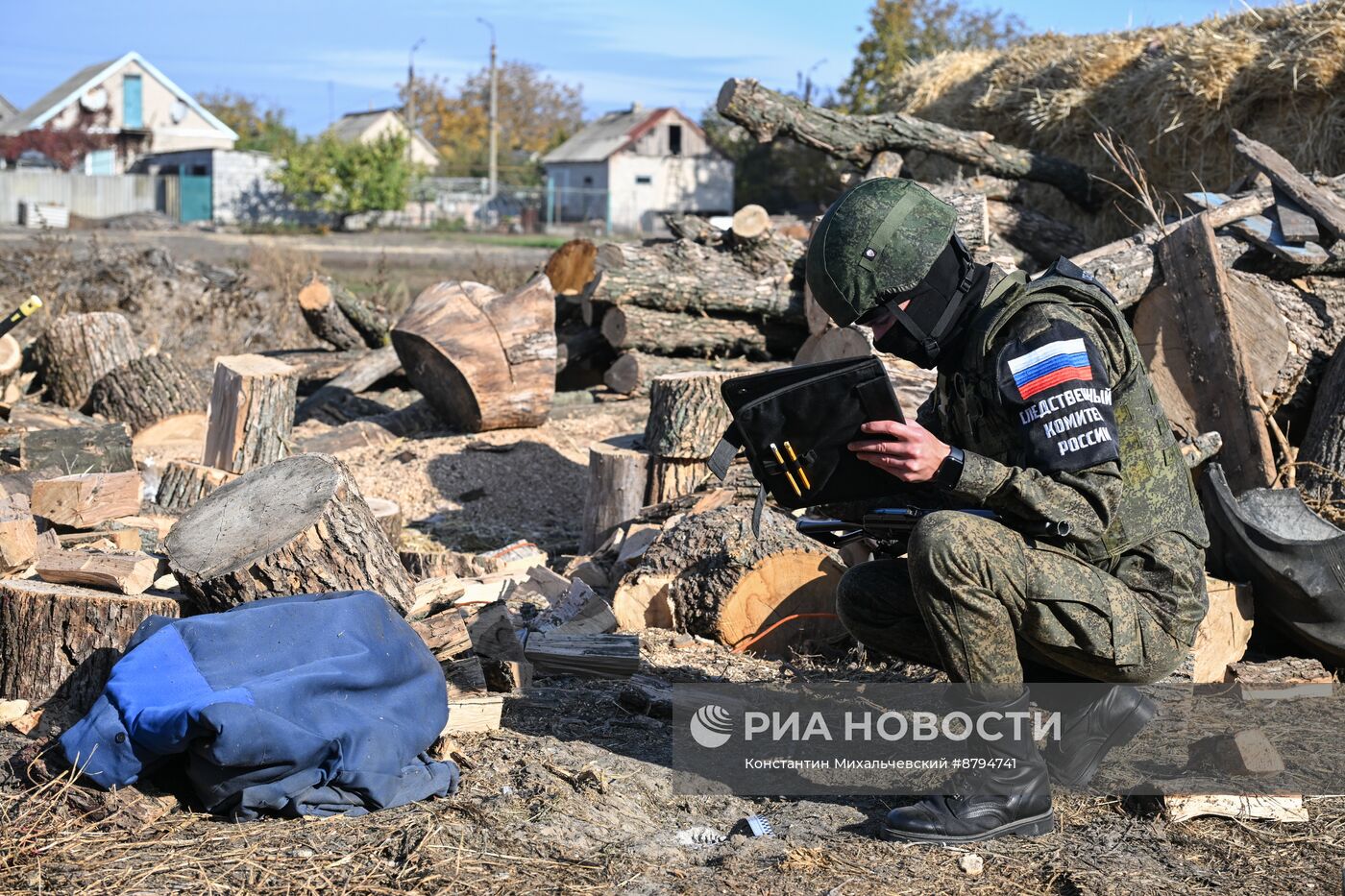 Последствия обстрела населенного пункта Высокое Запорожской области