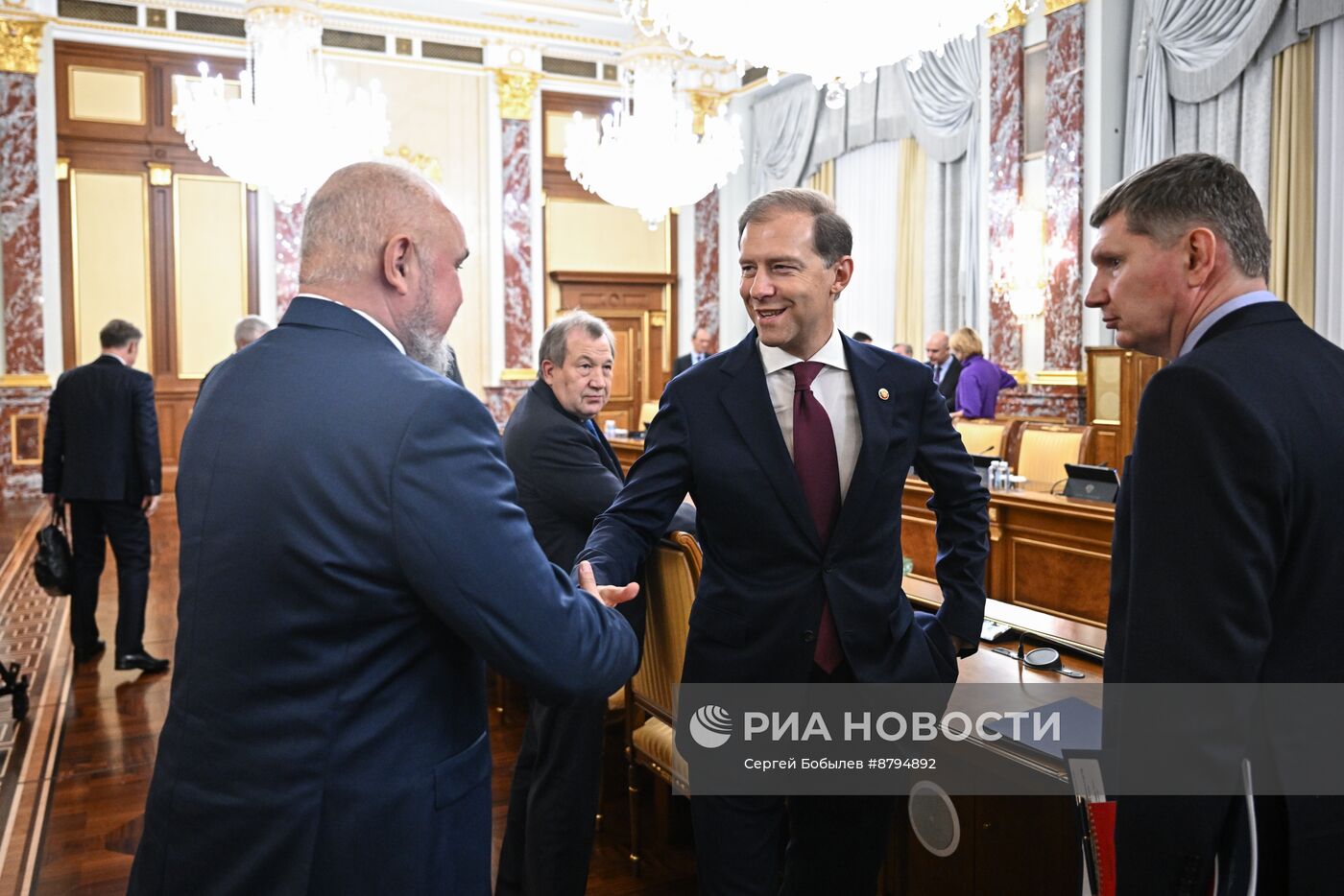 Премьер-министр Михаил Мишустин провел заседание правительства РФ