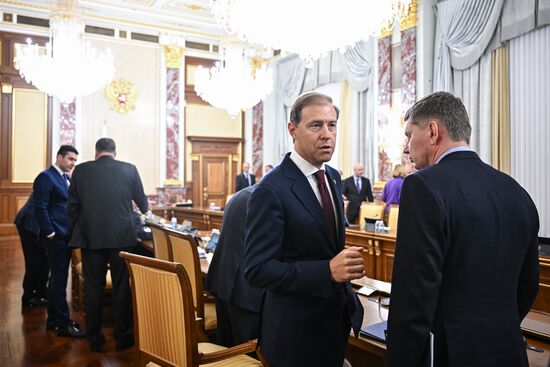 Премьер-министр Михаил Мишустин провел заседание правительства РФ