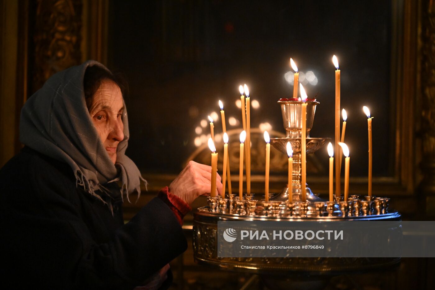 Патриаршее служение в канун праздника Казанской иконы Божией Матери