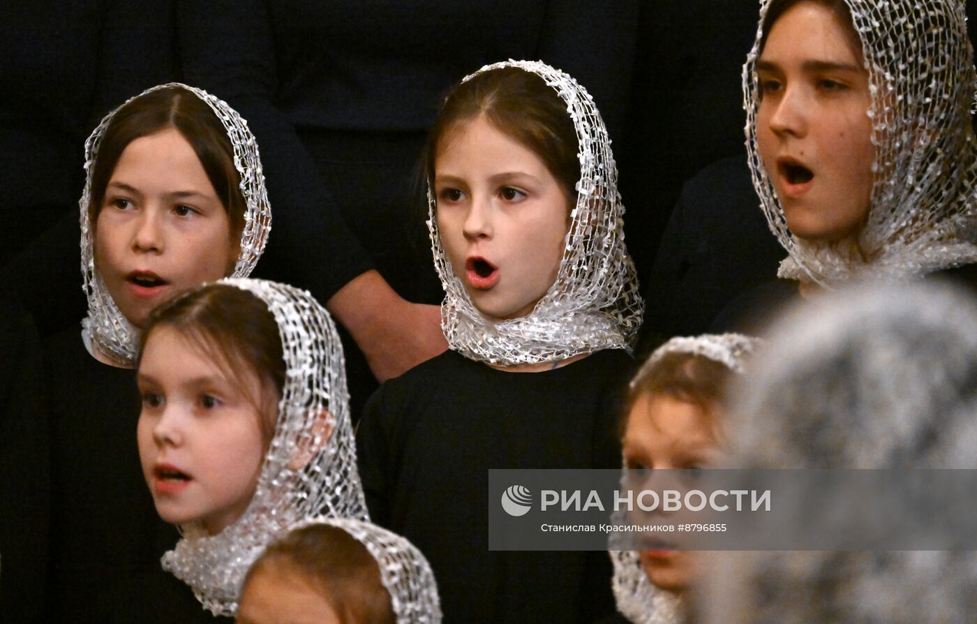 Патриаршее служение в канун праздника Казанской иконы Божией Матери