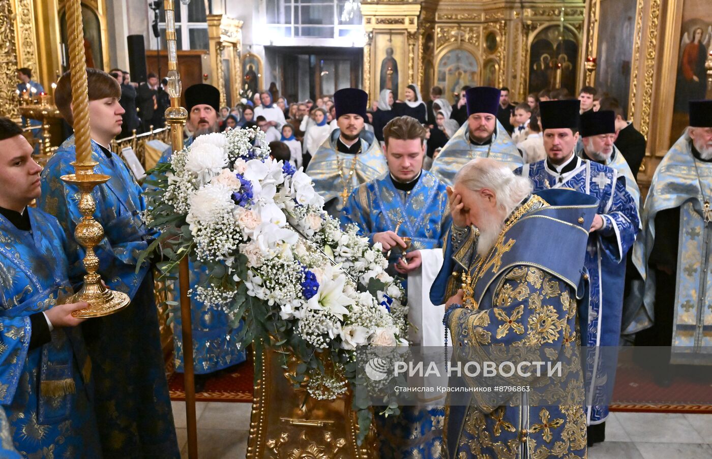 Патриаршее служение в канун праздника Казанской иконы Божией Матери