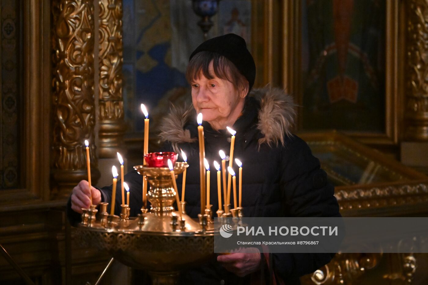 Патриаршее служение в канун праздника Казанской иконы Божией Матери