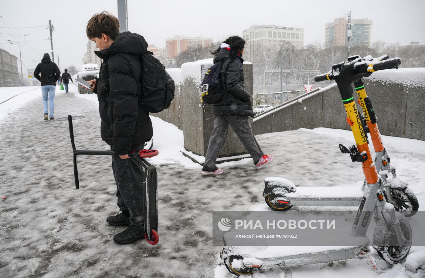 Снег в Москве