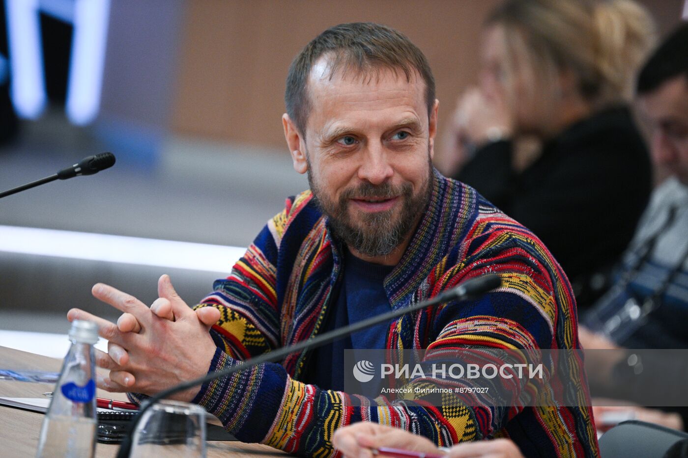 Симпозиум "Создавая будущее". Чему и как мы будем учиться?