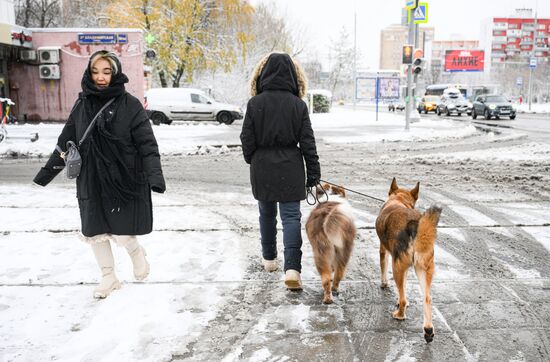 Снег в Москве