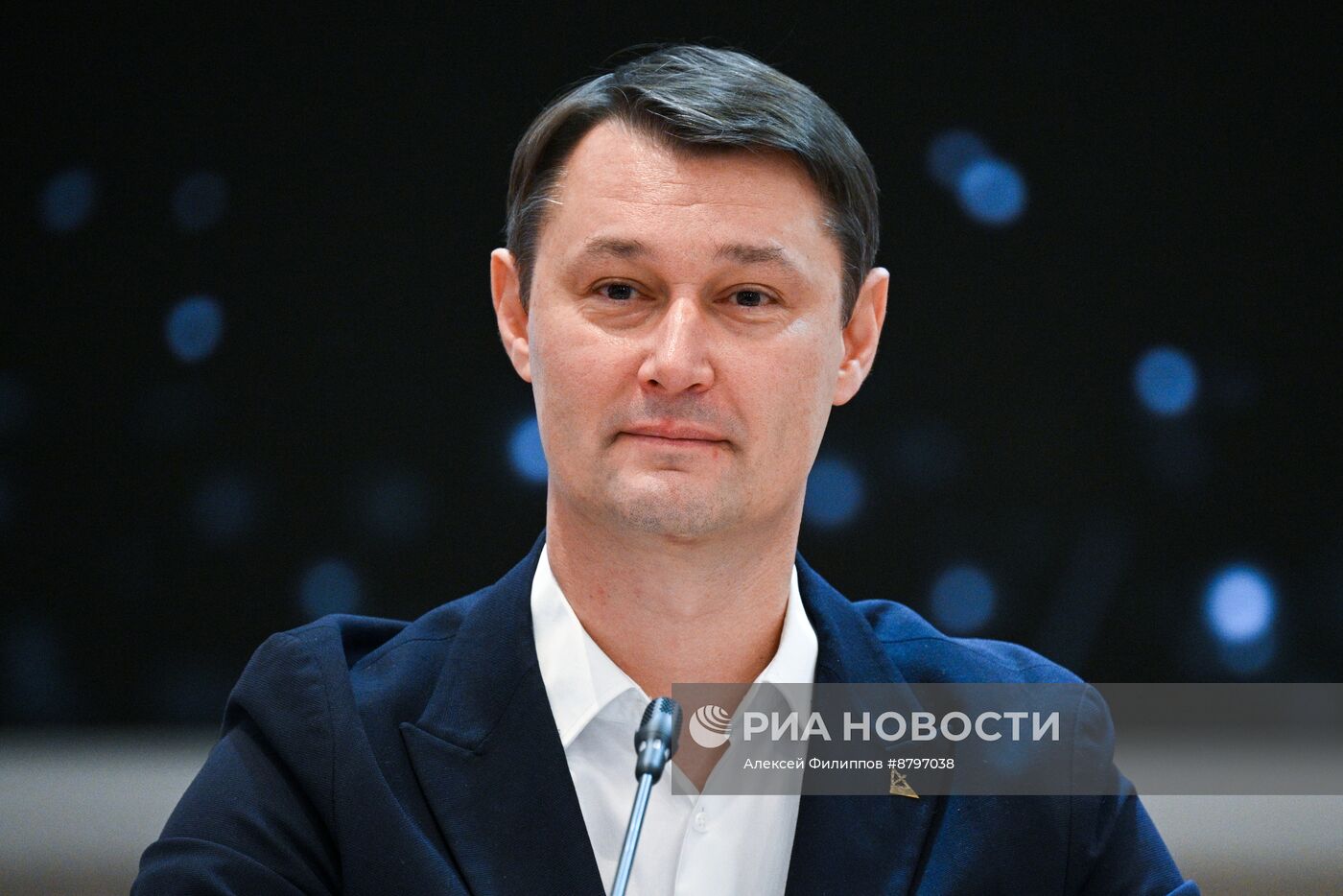 Симпозиум "Создавая будущее". Чему и как мы будем учиться?