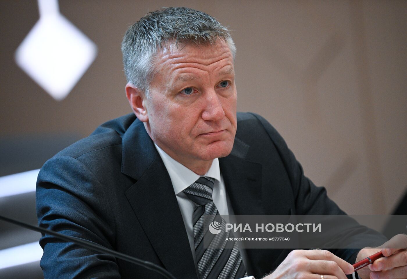 Симпозиум "Создавая будущее". Чему и как мы будем учиться?