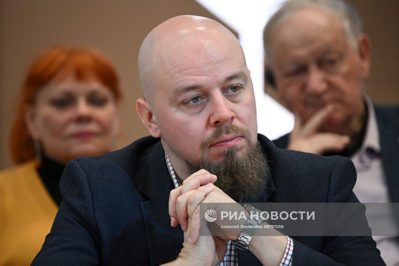 Симпозиум "Создавая будущее". Чему и как мы будем учиться?