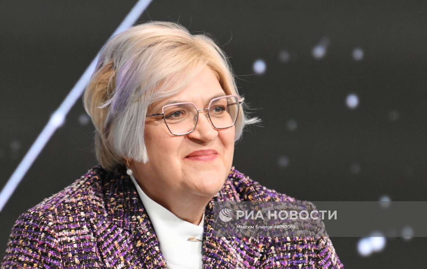 Симпозиум "Создавая будущее". Киберпанк и биопанк: к какому технологическому будущему мы стремимся?