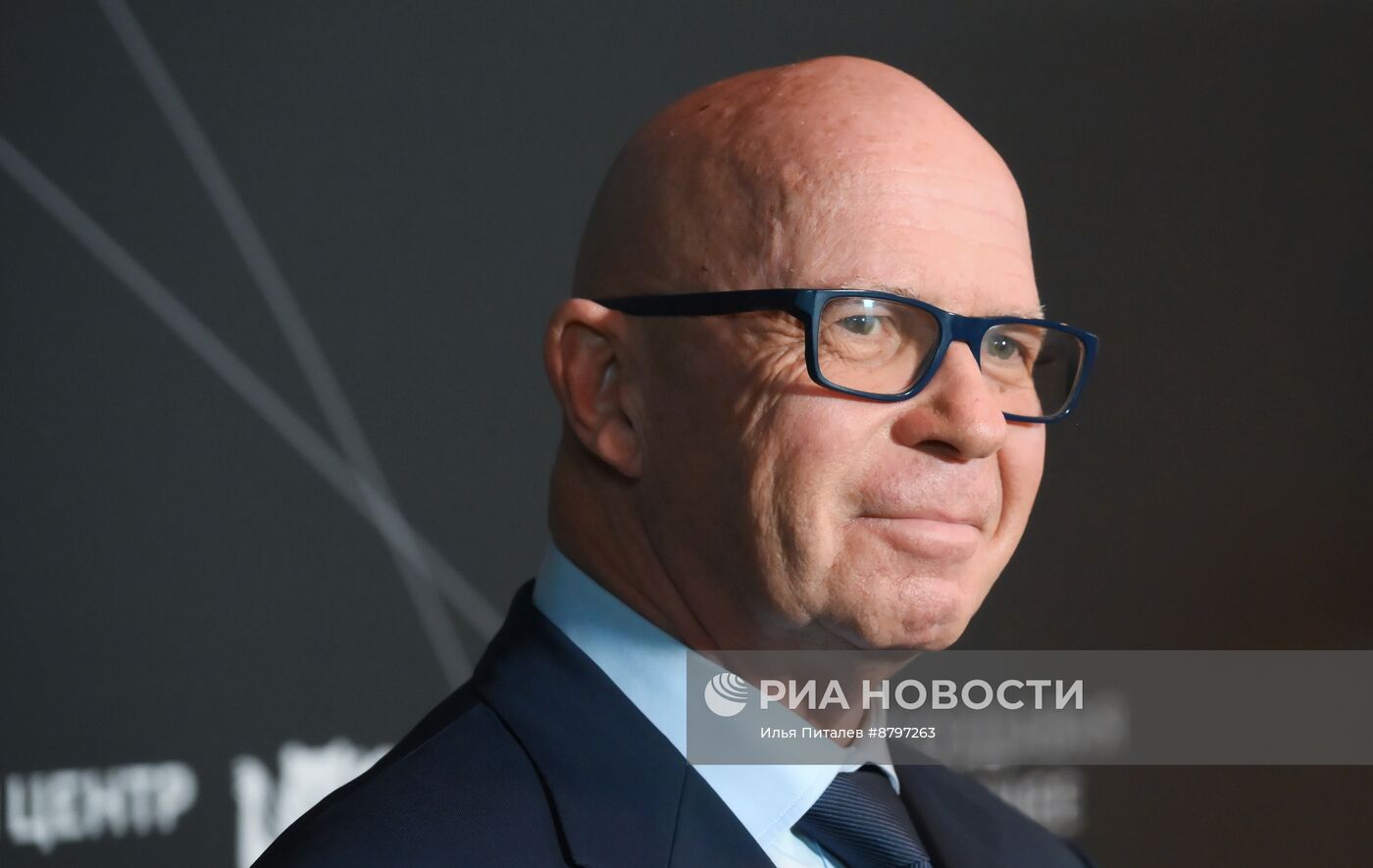 Симпозиум "Создавая будущее". Пресс-подходы