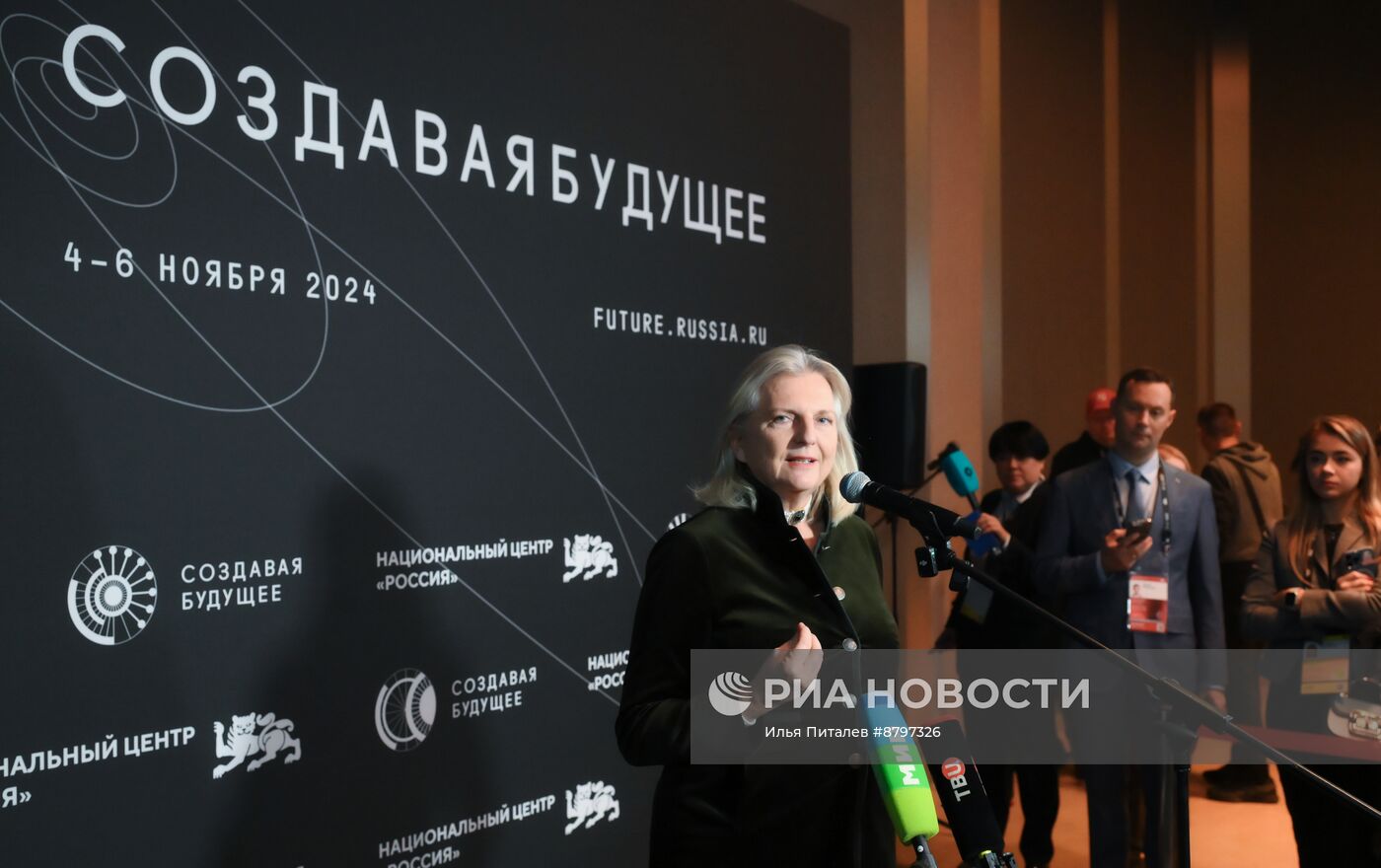 Симпозиум "Создавая будущее". Пресс-подходы