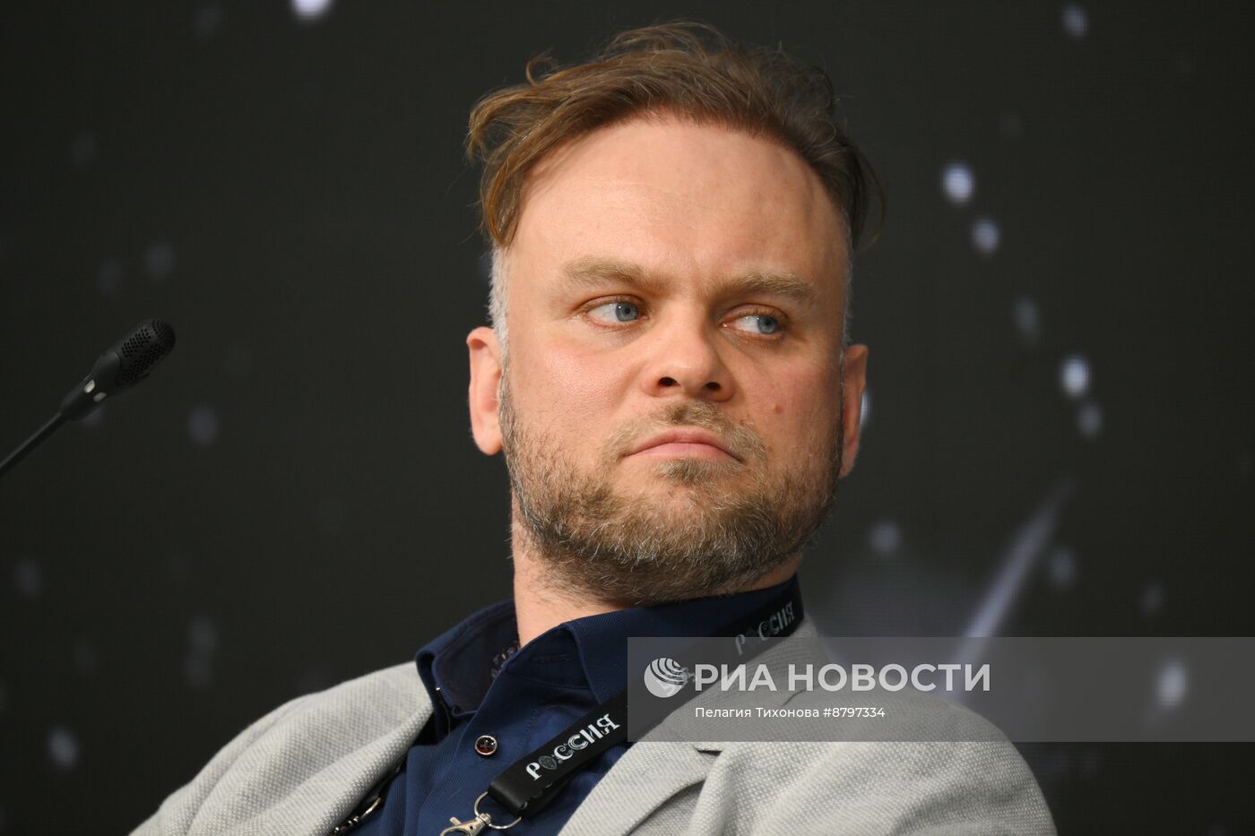 Симпозиум "Создавая будущее". Эволюция мозга: как мир меняет нас?