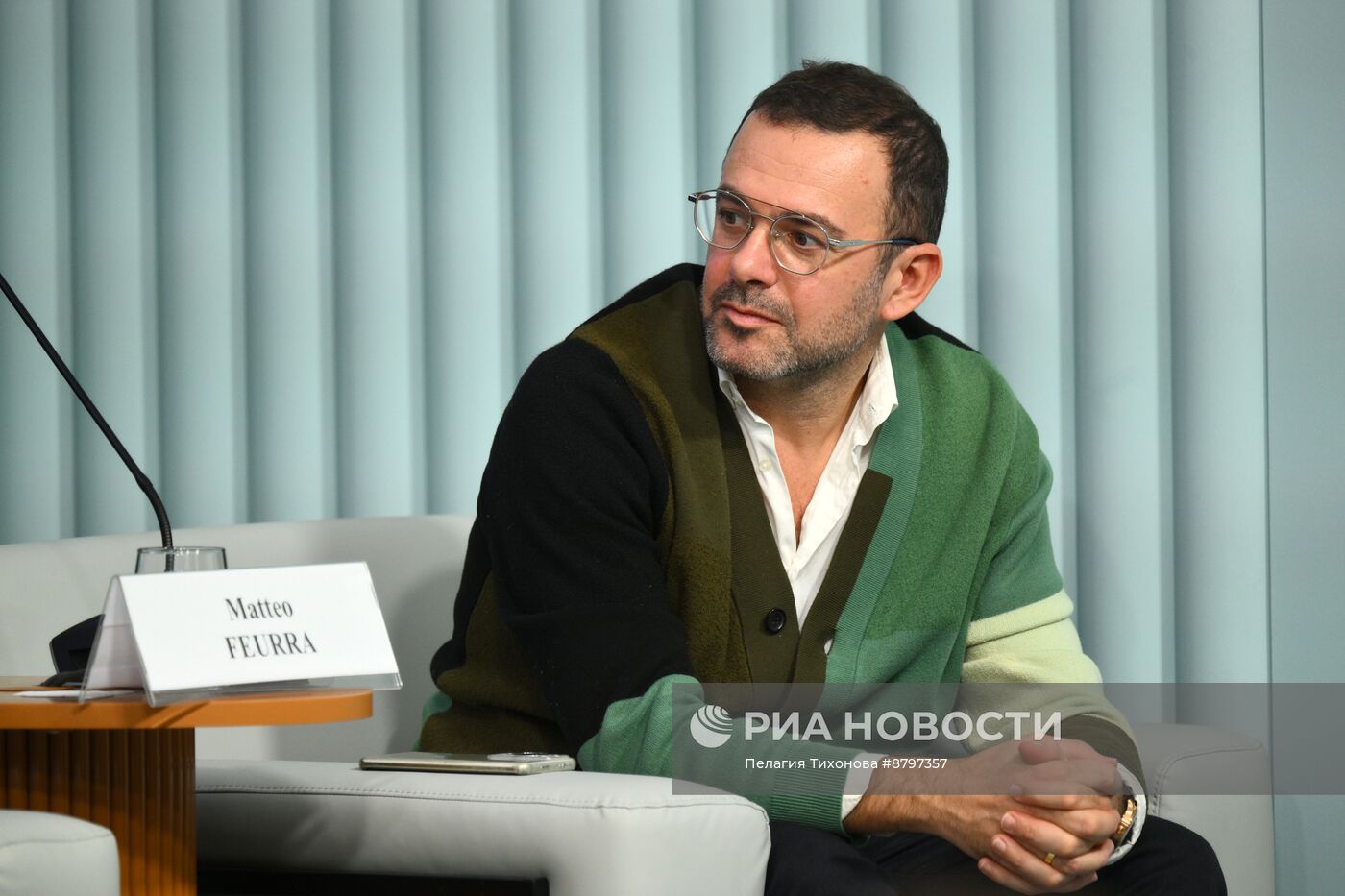 Симпозиум "Создавая будущее". Эволюция мозга: как мир меняет нас?