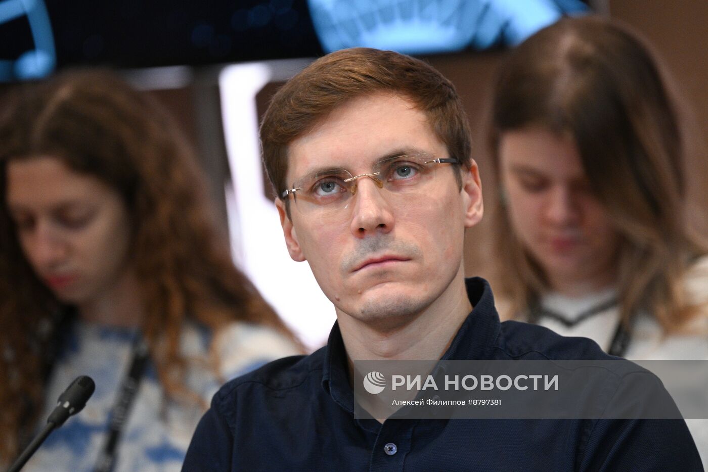 Симпозиум "Создавая будущее". Чему и как мы будем учиться?