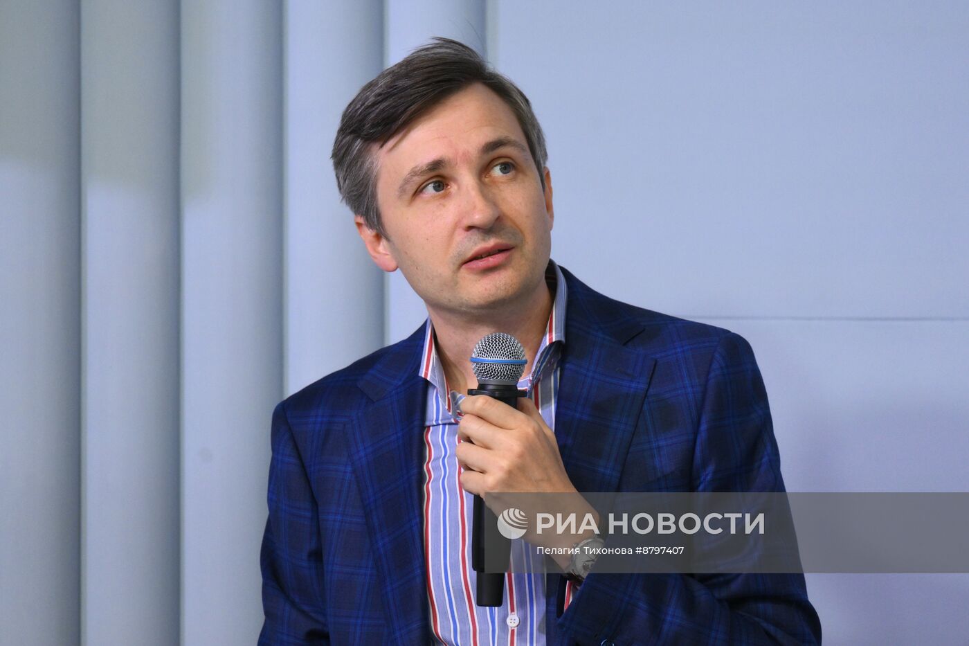 Симпозиум "Создавая будущее". Изучение будущего