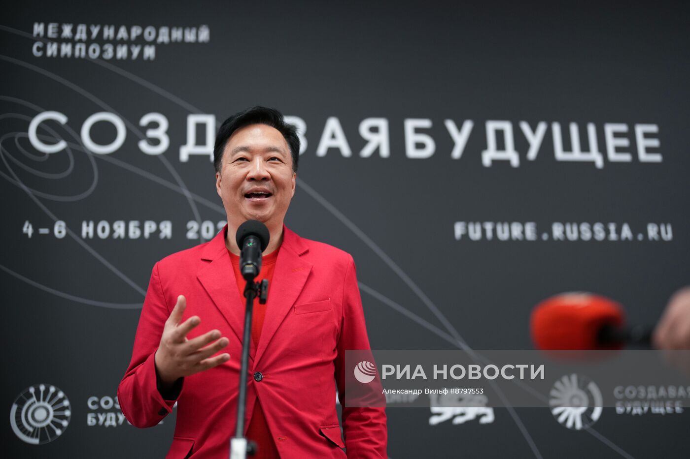 Симпозиум "Создавая будущее". Пресс-подходы