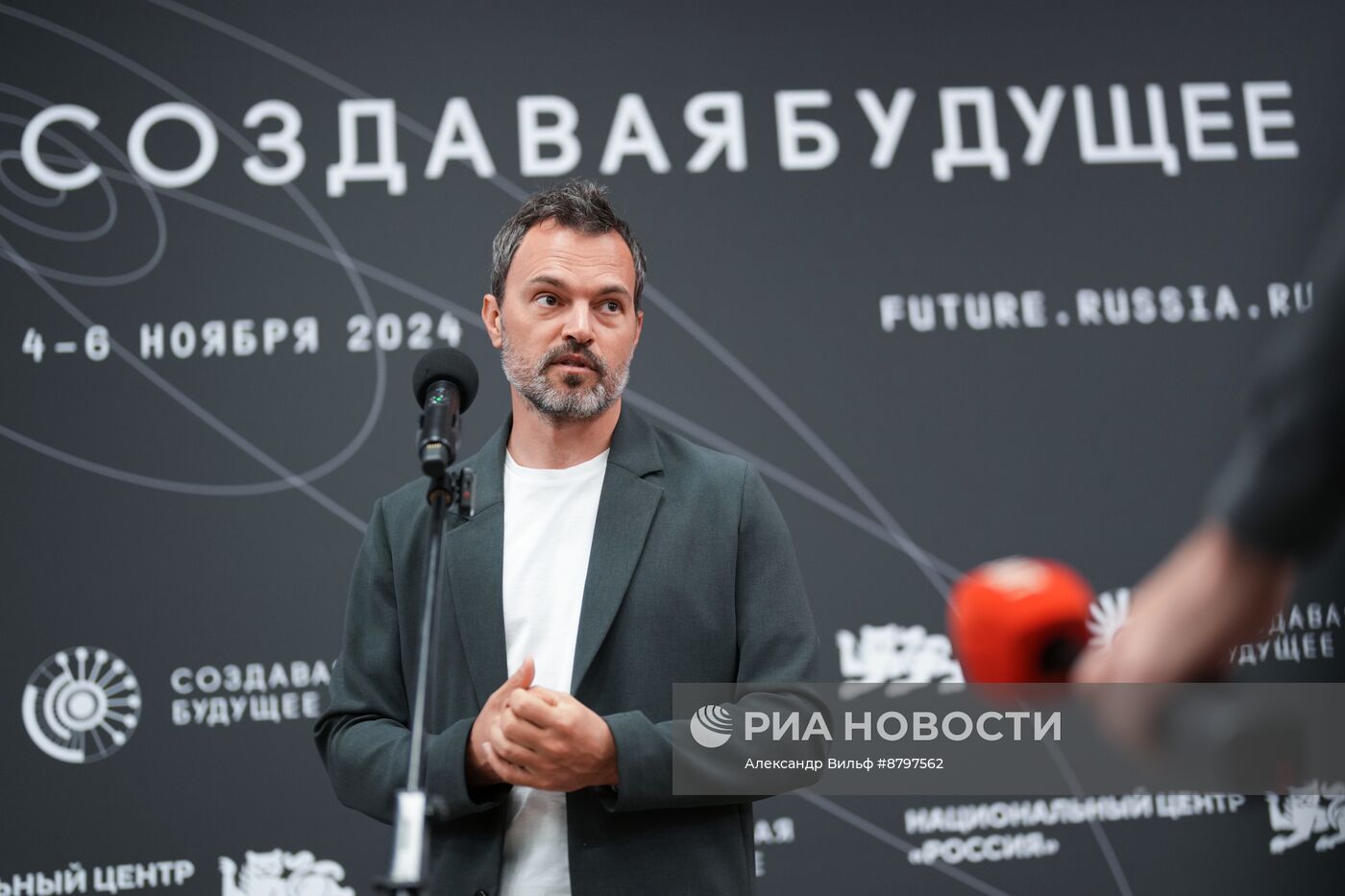 Симпозиум "Создавая будущее". Пресс-подходы