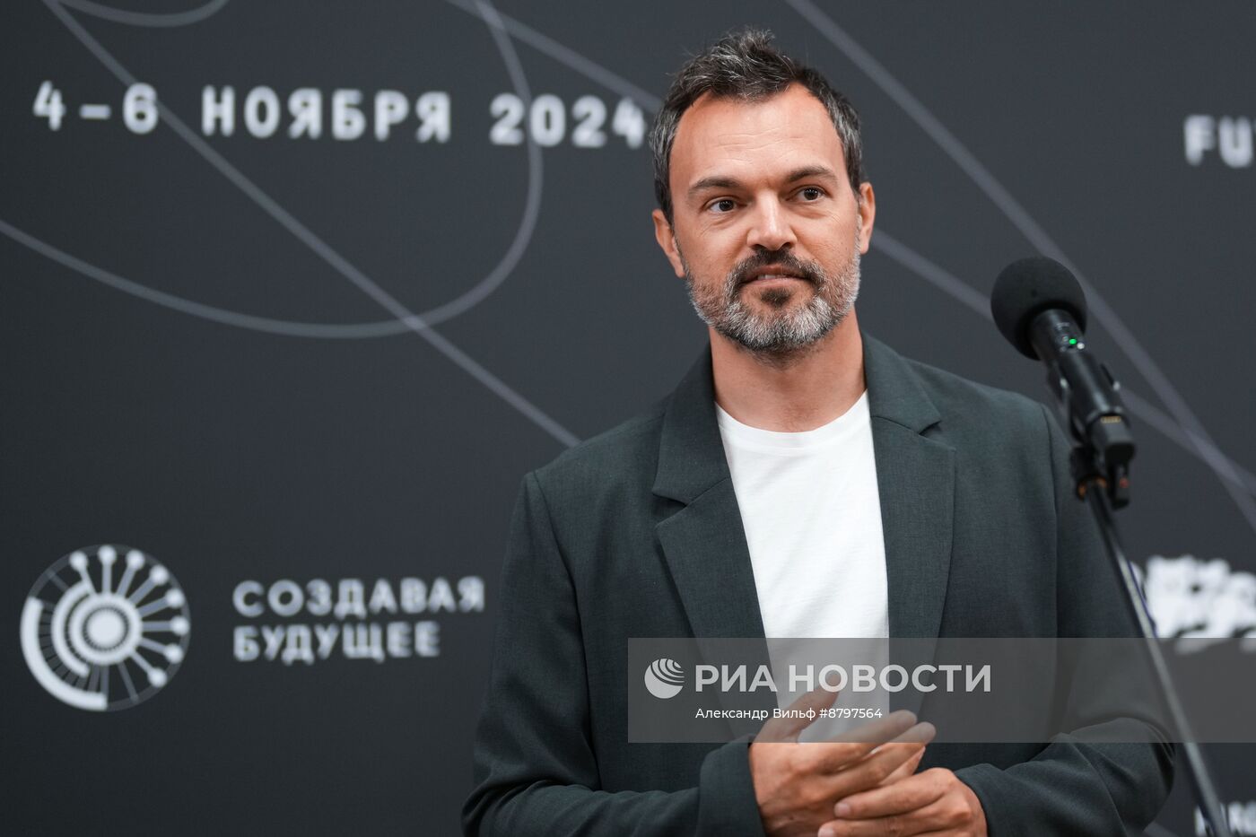 Симпозиум "Создавая будущее". Пресс-подходы