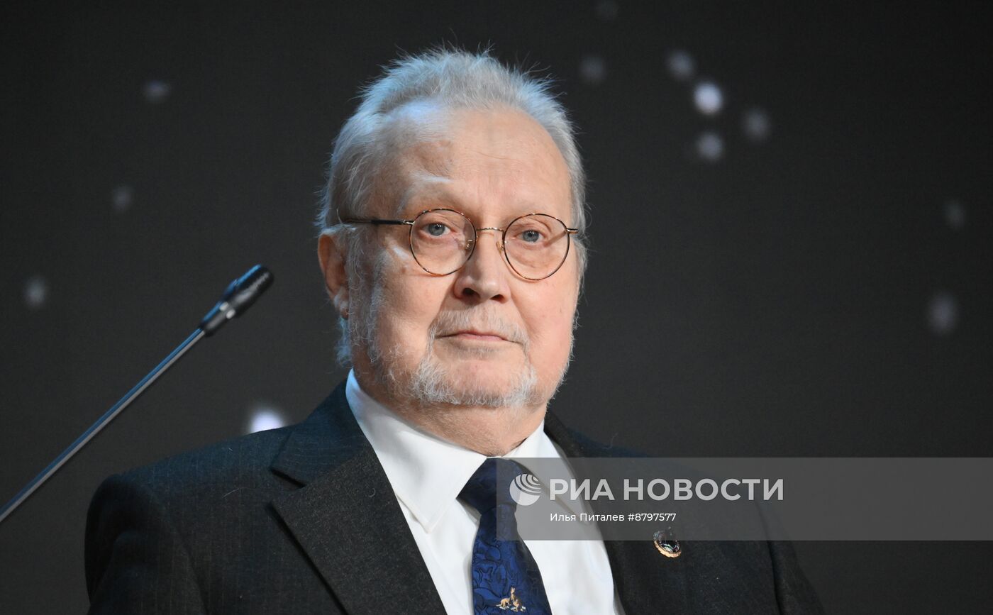 Симпозиум "Создавая будущее". Чистая энергетика будущего