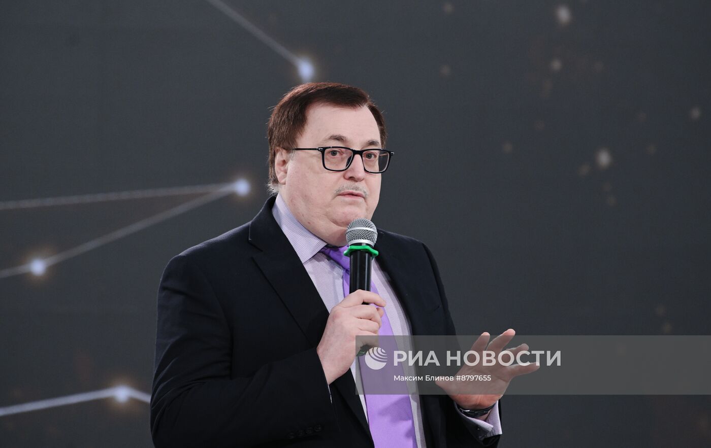 Симпозиум "Создавая будущее". Искусство жизни. Серия интервью С.И. Михайловского