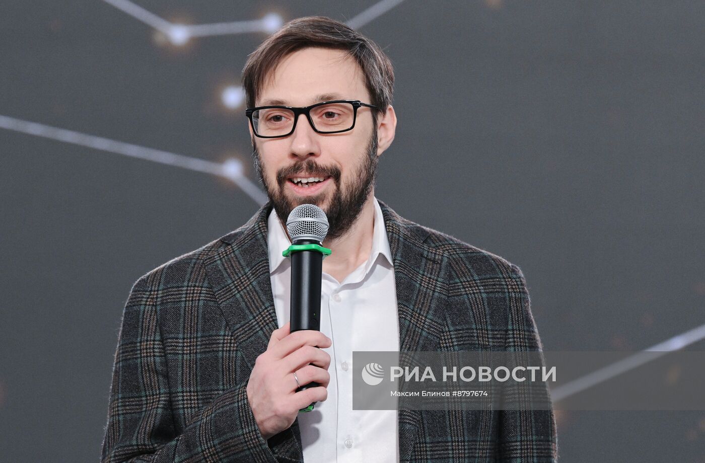 Симпозиум "Создавая будущее". Искусство жизни. Серия интервью С.И. Михайловского