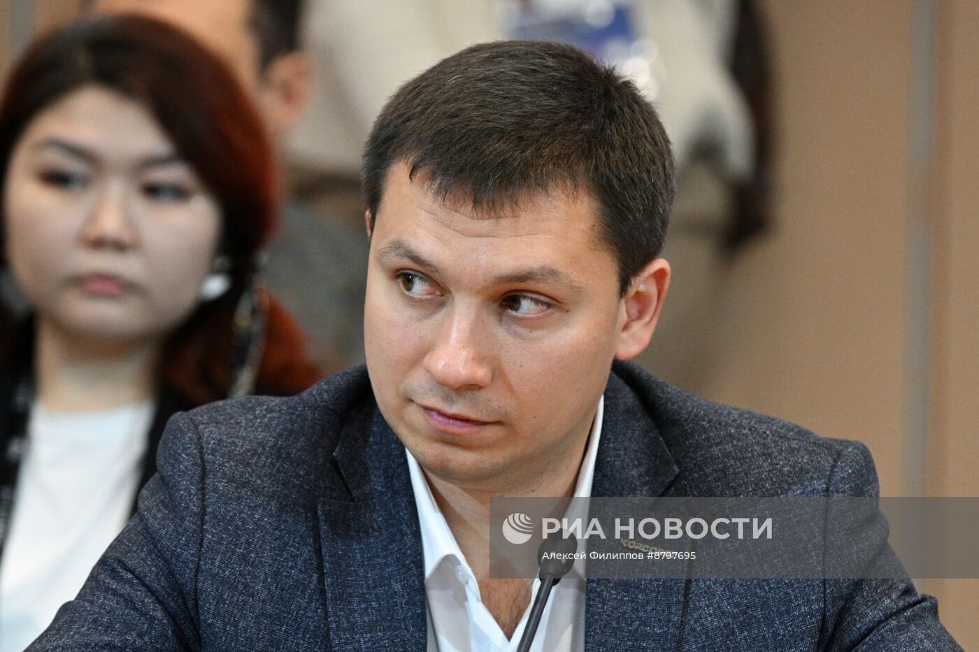 Симпозиум "Создавая будущее". Ученый будущего