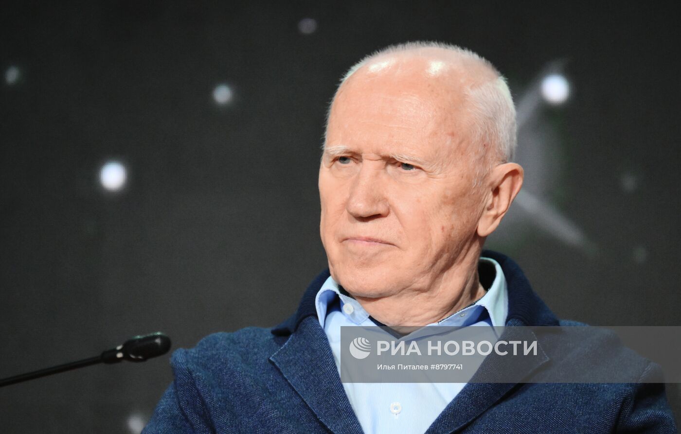 Симпозиум "Создавая будущее". Чистая энергетика будущего