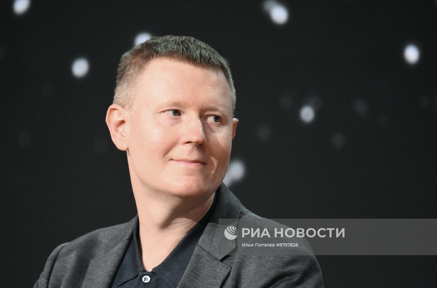 Симпозиум "Создавая будущее". Как долголетие изменит общество? Социальные и культурные последствия демографических изменений