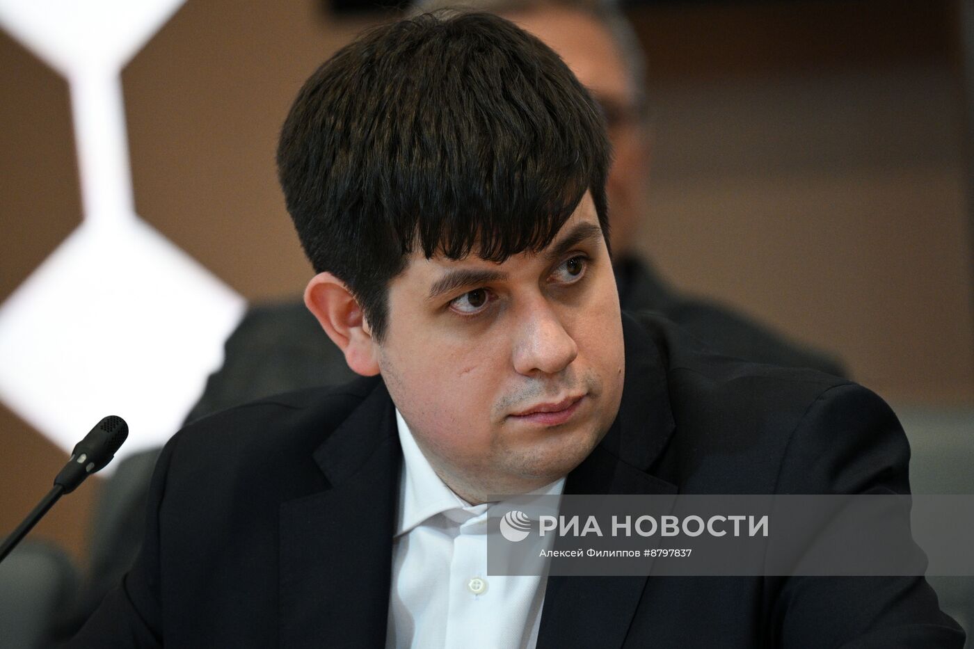 Симпозиум "Создавая будущее". Ученый будущего