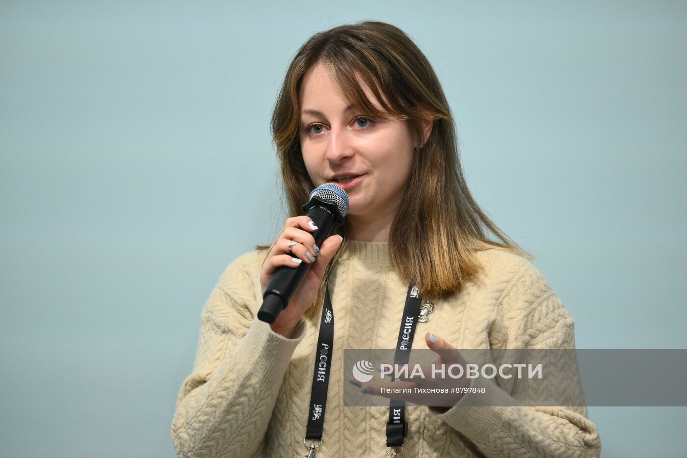 Симпозиум "Создавая будущее". Опыт прошлого в контурах будущего