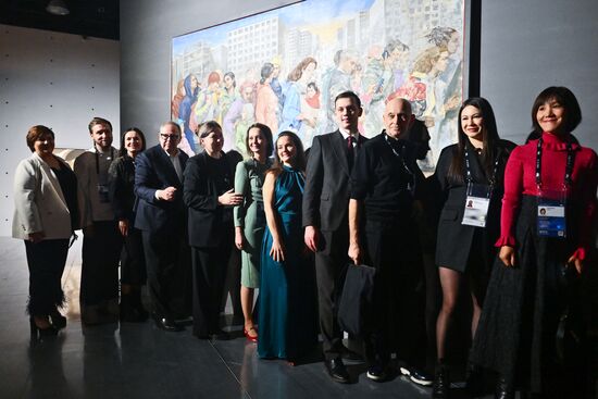 Симпозиум "Создавая будущее". Торжественное открытие выставки "Наследие для будущего"