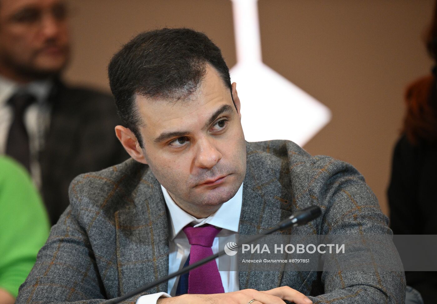 Симпозиум "Создавая будущее". Ученый будущего