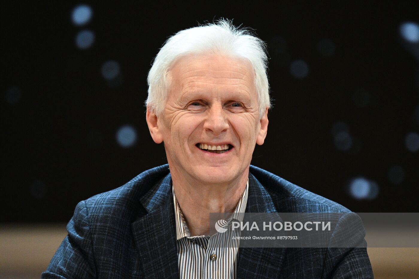 Симпозиум "Создавая будущее". Ученый будущего