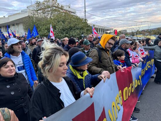 Акция протеста оппозиции в Тбилиси