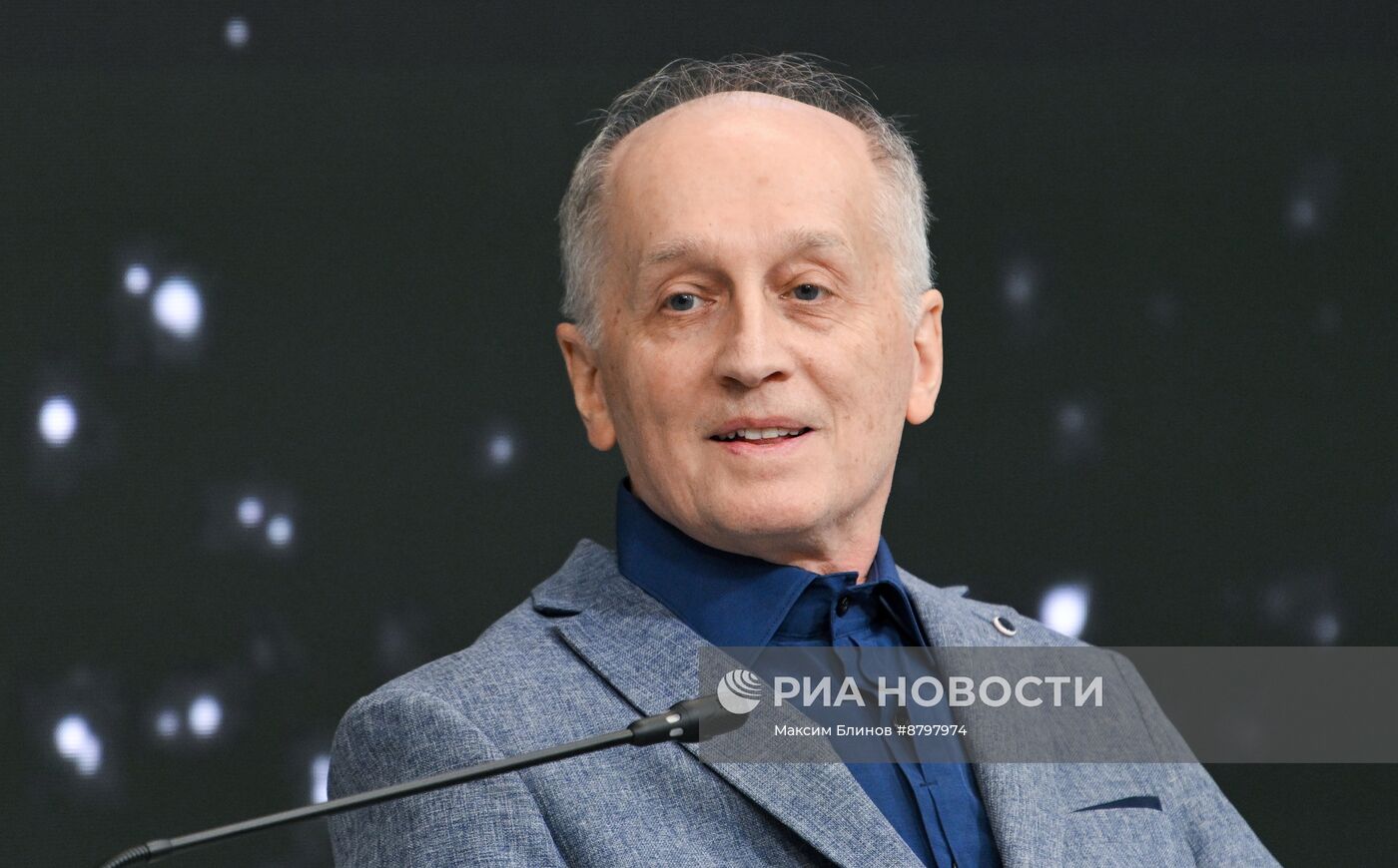 Симпозиум "Создавая будущее". Русская футурология (русский космизм)