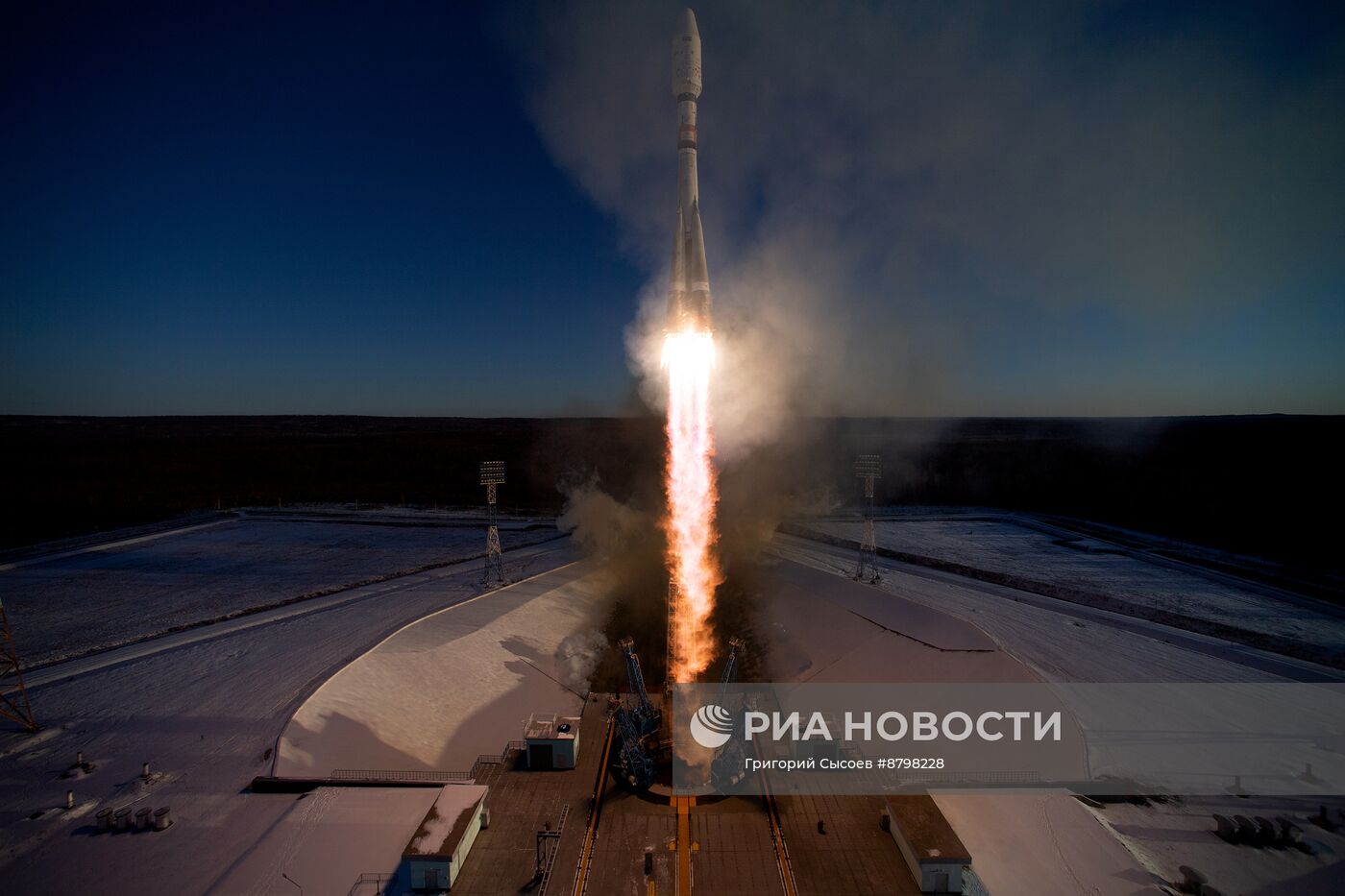 Запуск с космодрома Восточный КА "Ионосфера-М"