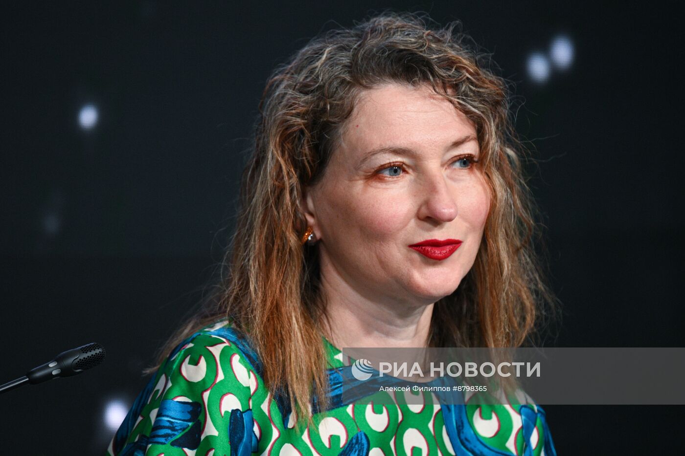 Симпозиум "Создавая будущее". АМА-сессия "Что будет после поколения альфа?"