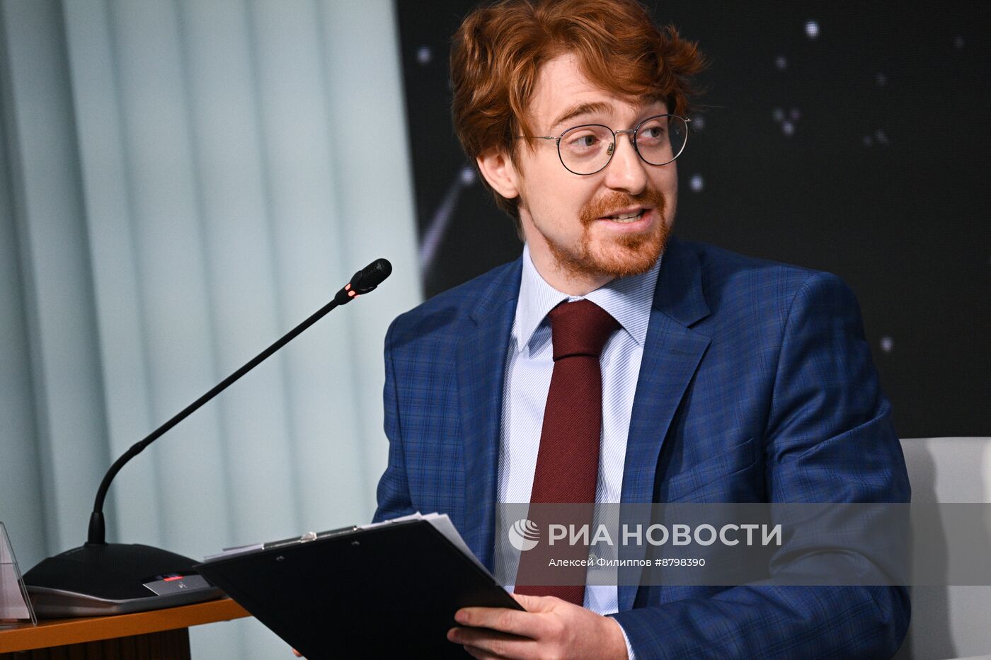 Симпозиум "Создавая будущее". АМА-сессия "Что будет после поколения альфа?"