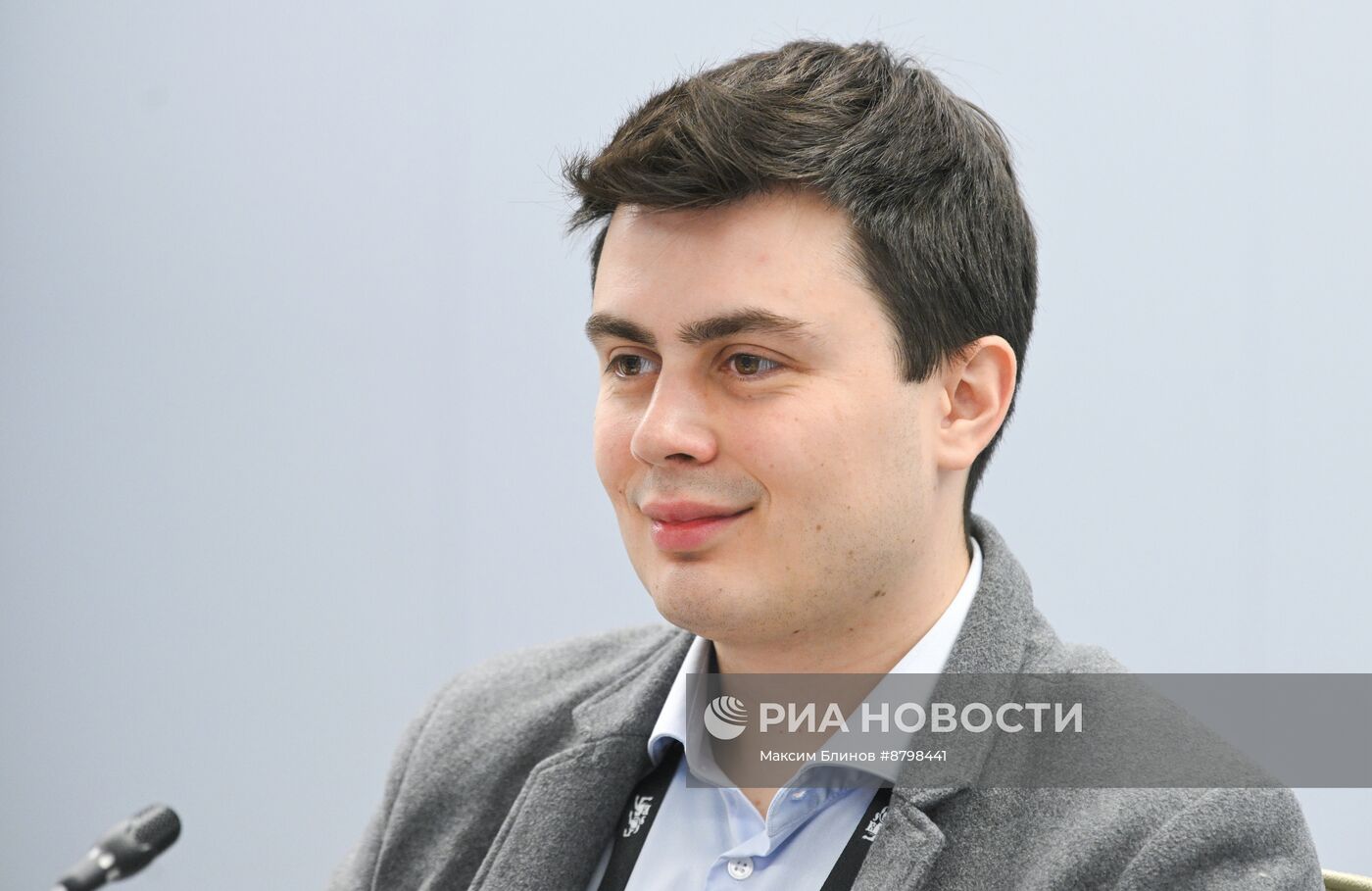 Симпозиум "Создавая будущее". Круглый стол "ЯМБ – язык моделирования будущего"