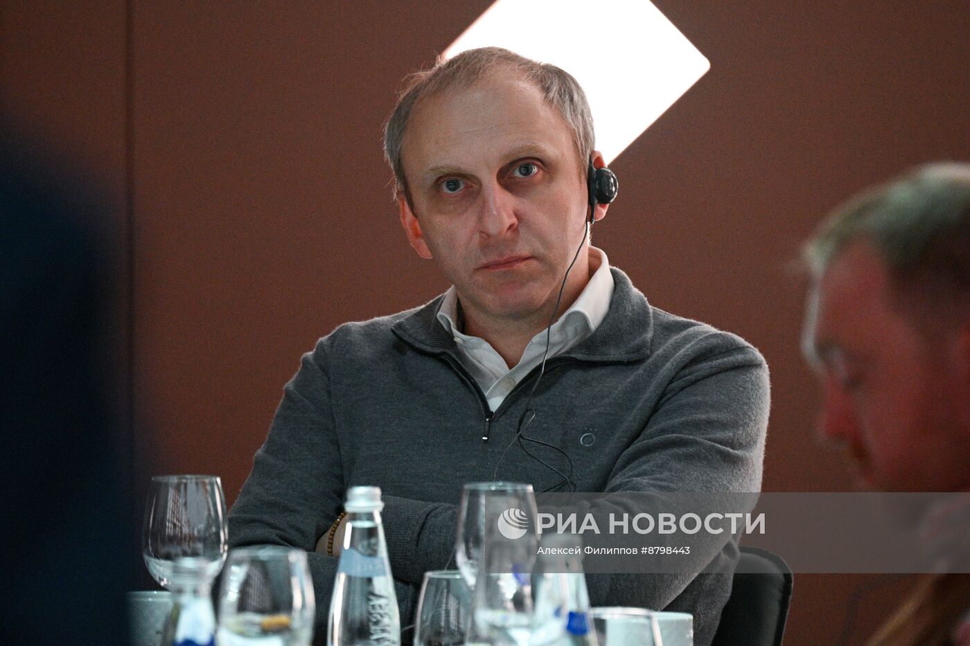 Симпозиум "Создавая будущее". Формула взаимодействия ученых и производителей контента