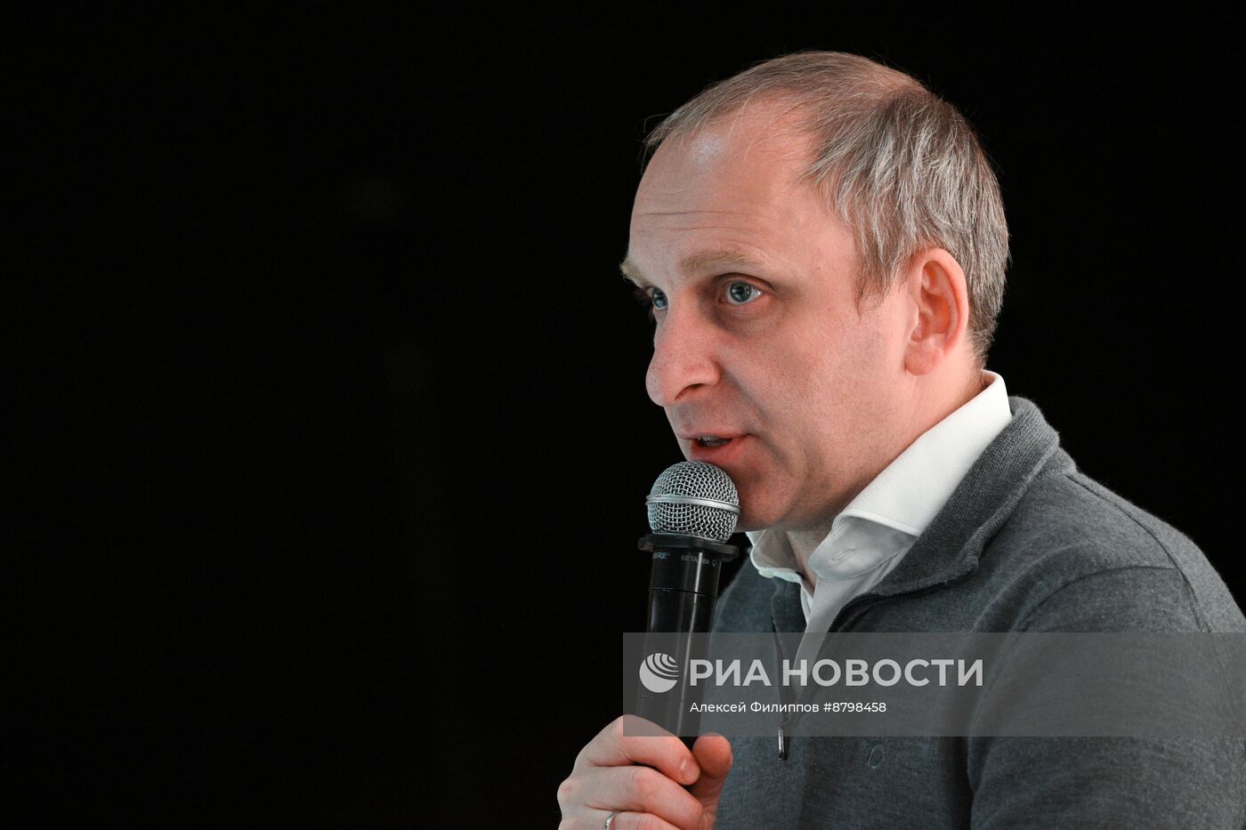 Симпозиум "Создавая будущее". Формула взаимодействия ученых и производителей контента