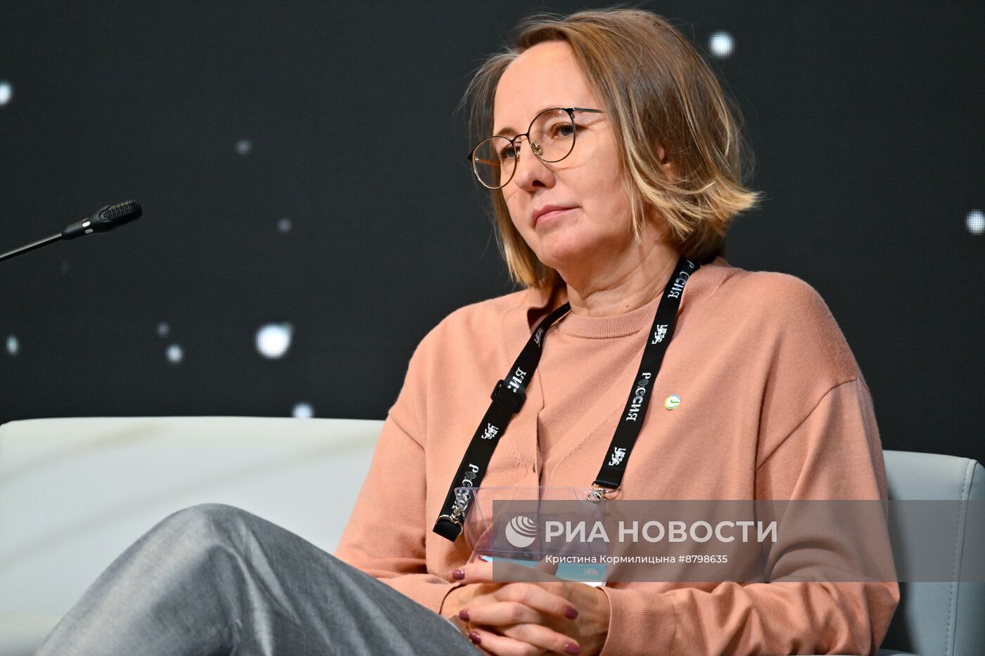 Симпозиум "Создавая будущее". Корпорация и молодежь: как выстроить коммуникации с поколениями будущего