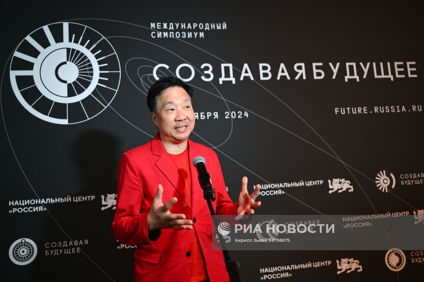 Симпозиум "Создавая будущее". Пресс-подходы