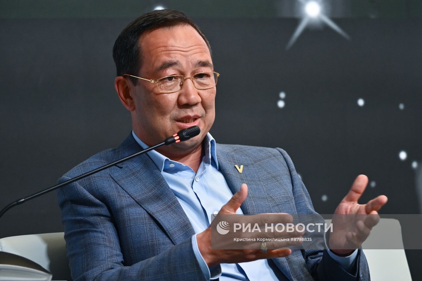 Симпозиум "Создавая будущее". Вселенная героев как условие развития многополярного мира