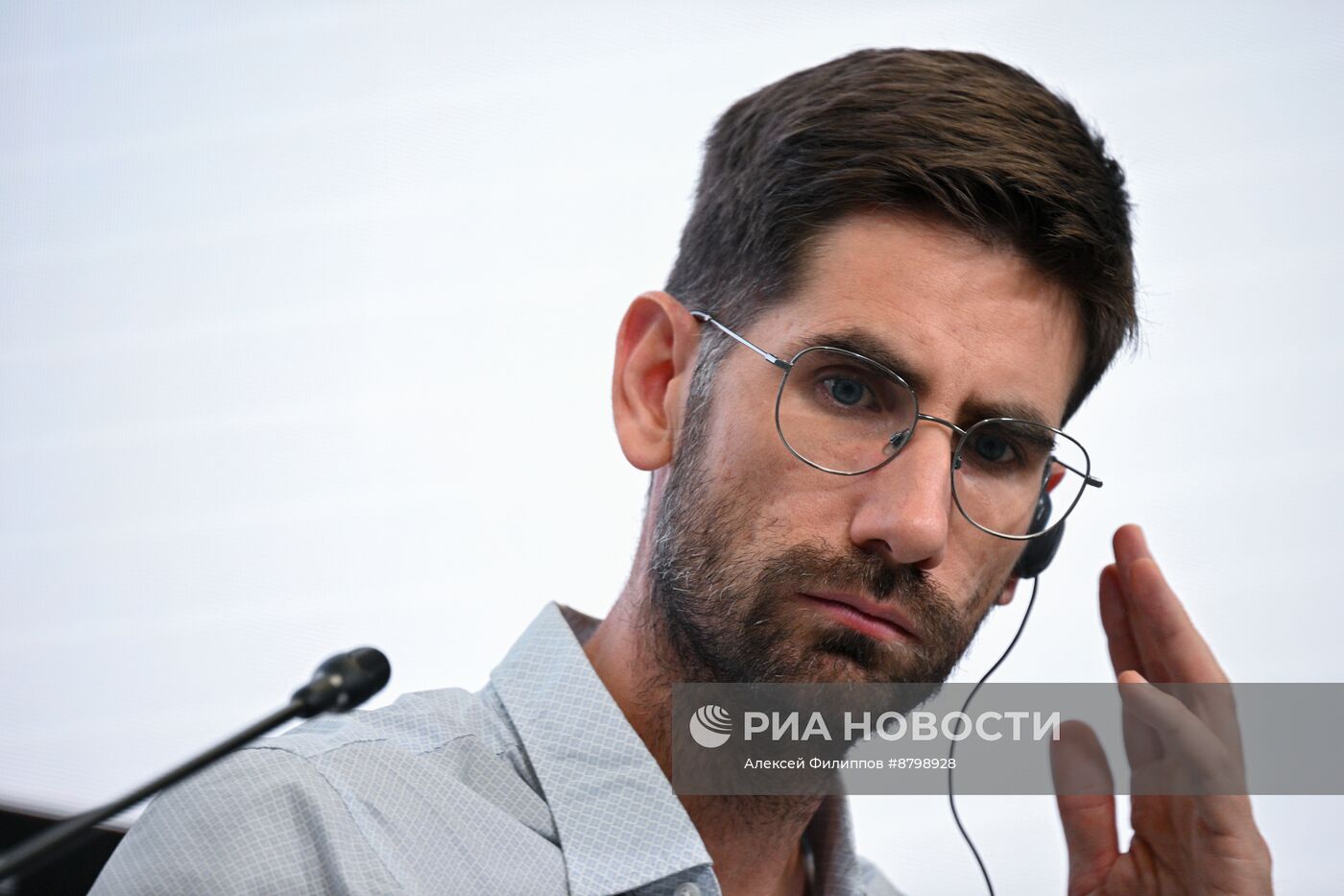 Симпозиум "Создавая будущее". Путешествие во времени. Технологический мост к будущему