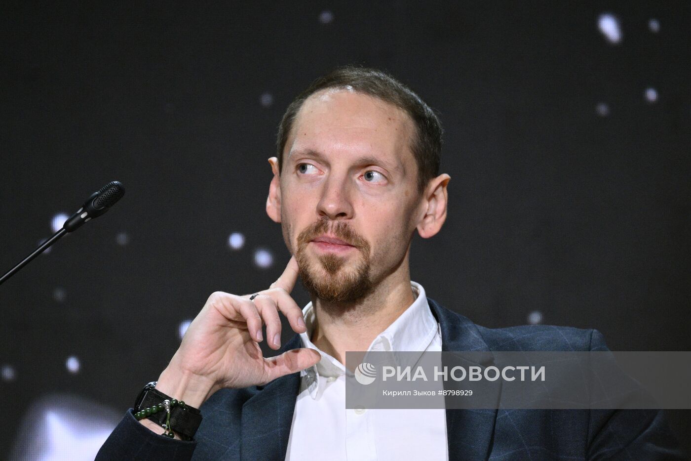 Симпозиум "Создавая будущее". Валюта будущего